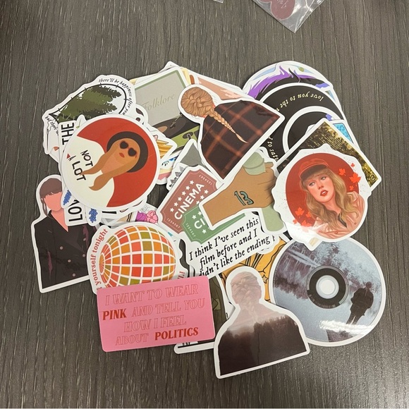 Taylor Swift NEW sticker lot - Picture 1 of 2